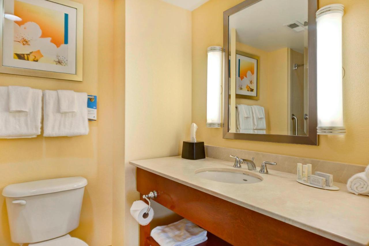 Fairfield Inn And Suites By Marriott Durham Southpoint Ngoại thất bức ảnh